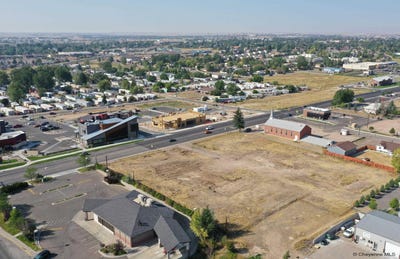 /international/us/3820-e-pershing-blvd-cheyenne-wy-110095368921/