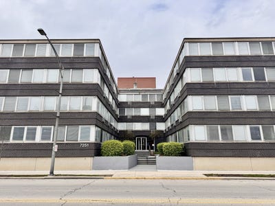 /international/us/7251-randolph-street-forest-park-il-110108195444/