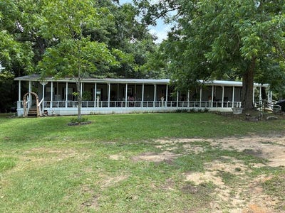 /international/us/340-353-county-rd-414-headland-al-110108492647/