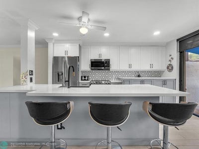 /international/us/1521-nw-113th-ter-pembroke-pines-fl-110098984768/