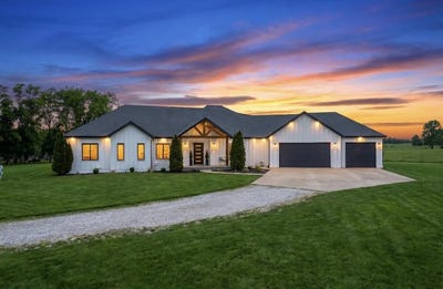 /international/us/7990-e-farm-road-116-strafford-mo-110107166274/