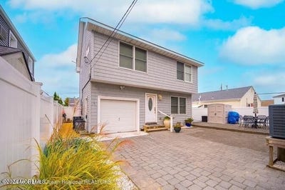 /international/us/2302-grand-central-avenue-lavallette-nj-110092917840/