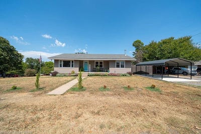 /international/us/302-railroad-ave-heavener-ok-110110044691/