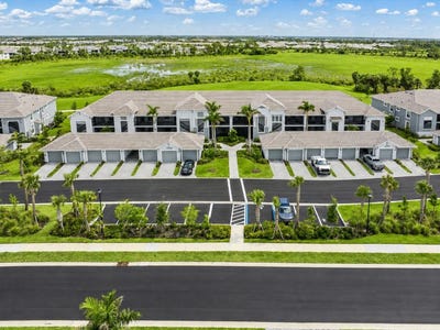 /international/us/12550-galapagos-court-venice-fl-110108572701/