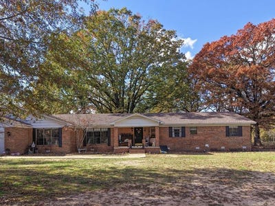 /international/us/11471-11501-highway-128-malvern-ar-110105116653/