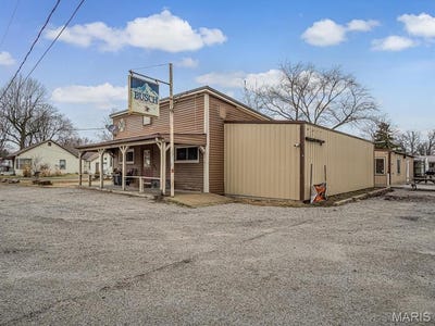 /international/us/114-russell-st-willisville-il-110100978264/