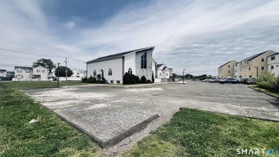 /international/us/240-hamilton-street-bridgeport-ct-110108655829/