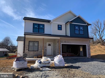 /international/us/695-karvois-court-chambersburg-pa-110108480612/