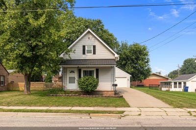 /international/us/813-monroe-street-little-chute-wi-110101402526/