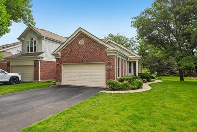 /international/us/2109-n-charter-point-drive-arlington-heights-il-110109030691/