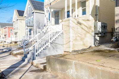 /international/us/517-winchester-avenue-new-haven-ct-110097334861/