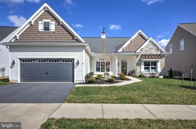 /international/us/133-wyndale-drive-ephrata-pa-110108738544/