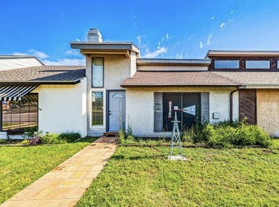 /international/us/2620-sunset-drive-san-angelo-tx-110107318438/