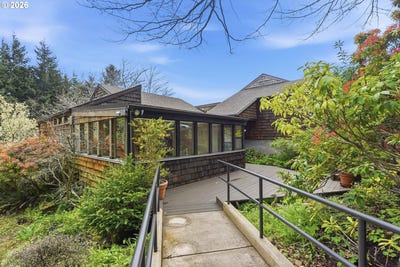 /international/us/1310-ingersoll-st-coosbay-or-110107352933/