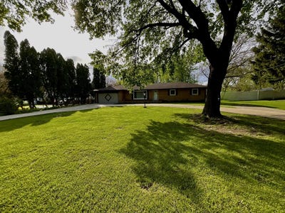 /international/us/2443-shopiere-road-beloit-wi-110107800333/