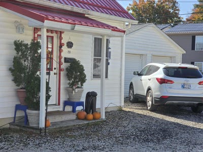 /international/us/257-259-s-montgomery-street-spencer-in-110120723691/