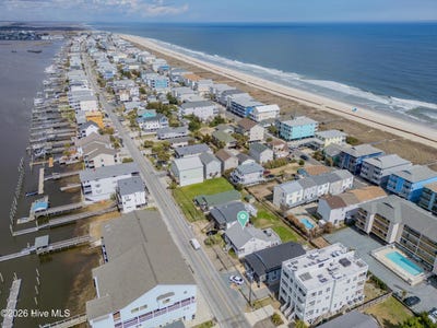 /international/us/510-canal-drive-carolina-beach-nc-110106366214/