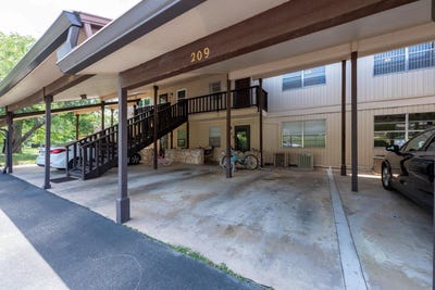 /international/us/1210-hi-stirrup-horseshoe-bay-tx-110100424701/