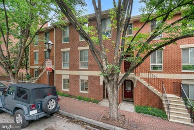 /international/us/8-w-lee-street-w-baltimore-md-110108363056/