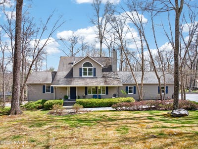 /international/us/116-partridge-circle-milford-pa-110107547726/