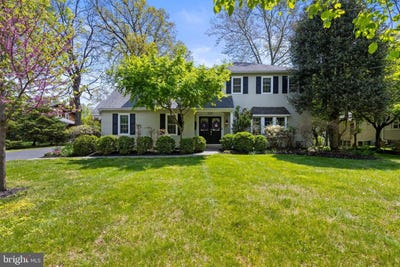/international/us/230-e-beechtree-ln-wayne-pa-110107880837/