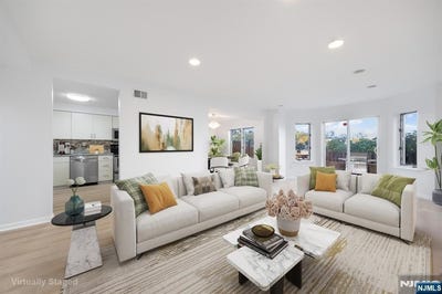 /international/us/105-nelson-court-edgewater-nj-110103201953/