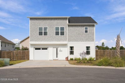 /international/us/117-hidden-cove-place-carolina-beach-nc-110120462512/