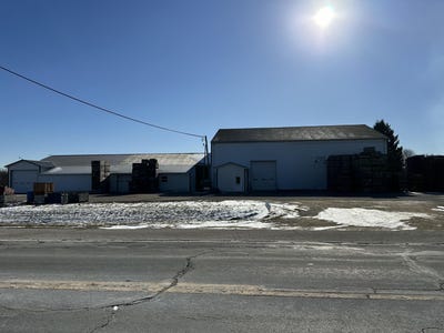/international/us/7316-e-main-street-eau-claire-mi-110096852028/?lang=de