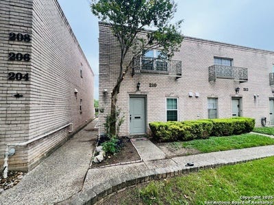 /international/us/102-ruelle-ln-san-antonio-tx-110100979289/