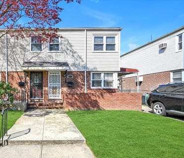 /international/us/67-52-212th-street-bayside-ny-110099010052/