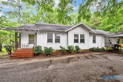/international/us/1017-broadway-avenue-sw-cullman-al-110108354600/