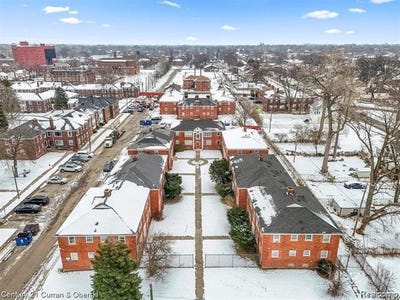 /international/us/2255-webb-street-detroit-mi-110108588837/
