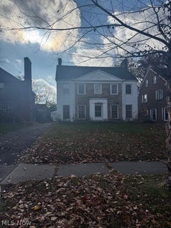 /international/us/16804-holbrook-road-shaker-heights-oh-110106952542/