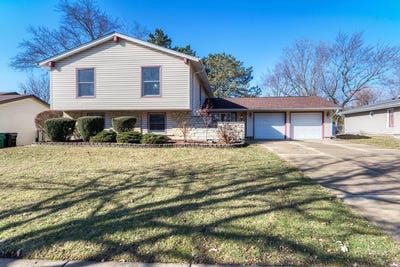/international/us/182-lockwood-lane-bloomingdale-il-110106588917/