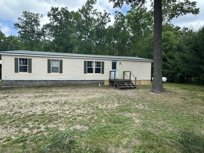 /international/us/647-hart-road-wellston-mi-110100305746/