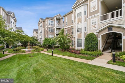 /international/us/504-sunset-view-terrace-se-leesburg-va-110108440975/