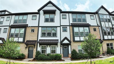 /international/us/912-mary-max-drive-davidson-nc-110108340500/