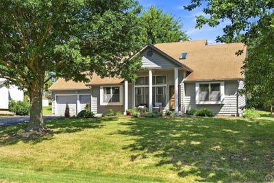 /international/us/7204-sw-33rd-st-topeka-ks-110109723517/