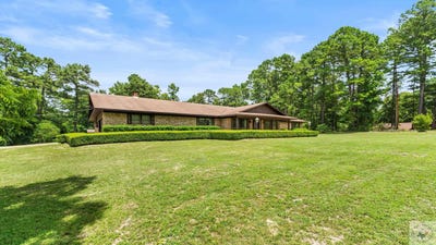 /international/us/2115-e-pinecrest-dr-atlanta-tx-110092925889/
