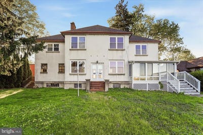 /international/us/6514-n-radcliffe-st-bristol-pa-110107734277/