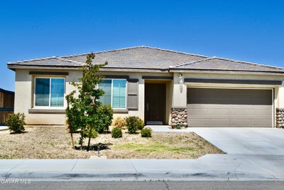 /international/us/11500-juliana-drive-adelanto-ca-110108233695/