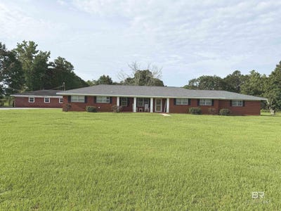 /international/us/1323-airport-road-atmore-al-110108631814/