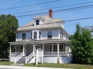 /international/us/824-main-street-sanford-me-110100675895/