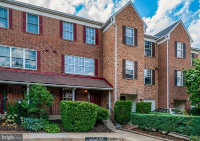 /international/us/2122-hutchison-grove-ct-falls-church-va-110108235088/