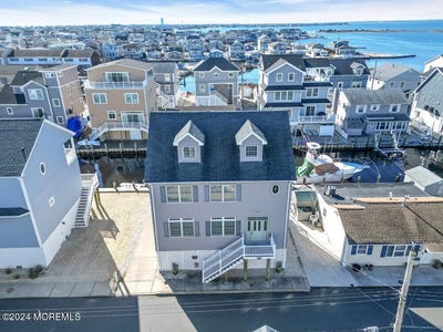 /international/us/239-kathryn-street-lavallette-nj-110110363549/