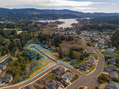 /international/us/lot-144-ne-51st-court-lincoln-city-or-110101243108/?lang=de