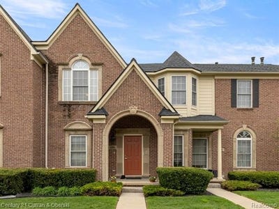 /international/us/45599-graystone-ln-canton-twp-mi-110108505118/