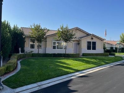 /international/us/812-via-rosa-los-banos-ca-110106853082/