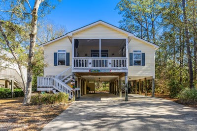 /international/us/326-ne-41st-street-oak-island-nc-110097830859/?lang=zh-tw