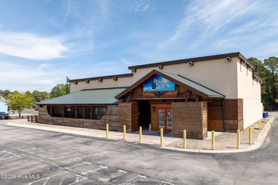 /international/us/302-western-boulevard-jacksonville-nc-110107380201/